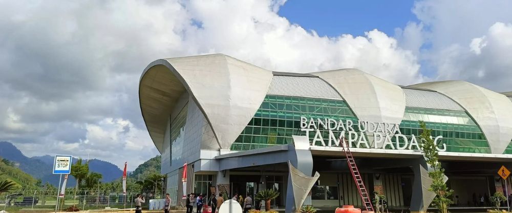 Tampa Padang Airport